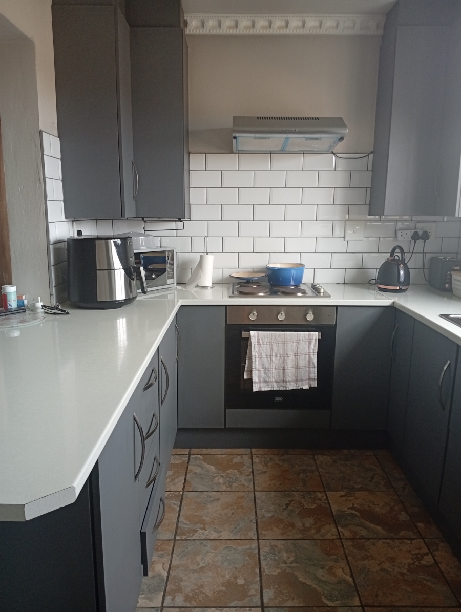 2 Bedroom Property for Sale in Vanes Estate Eastern Cape